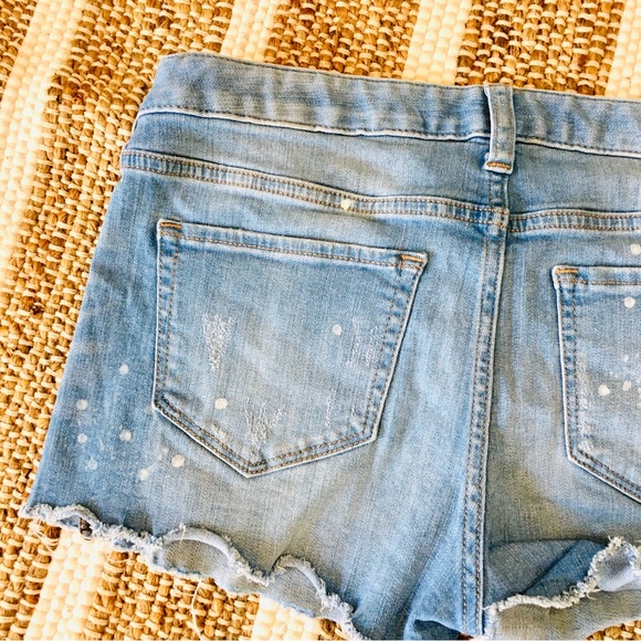Express denim jean shorts distressed light wash cut off style summer beachy 4 - Picture 6 of 6